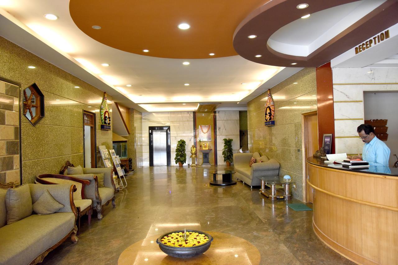 Hotel Sharada International Udupi Exteriér fotografie