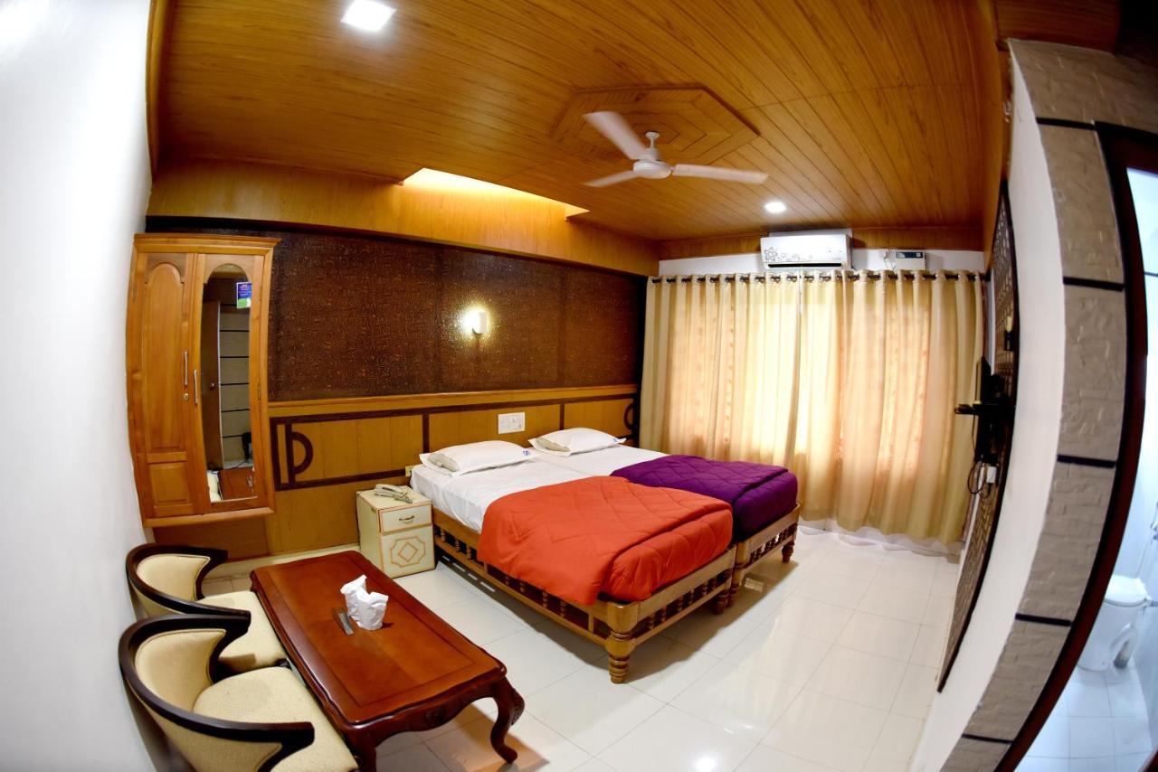 Hotel Sharada International Udupi Exteriér fotografie