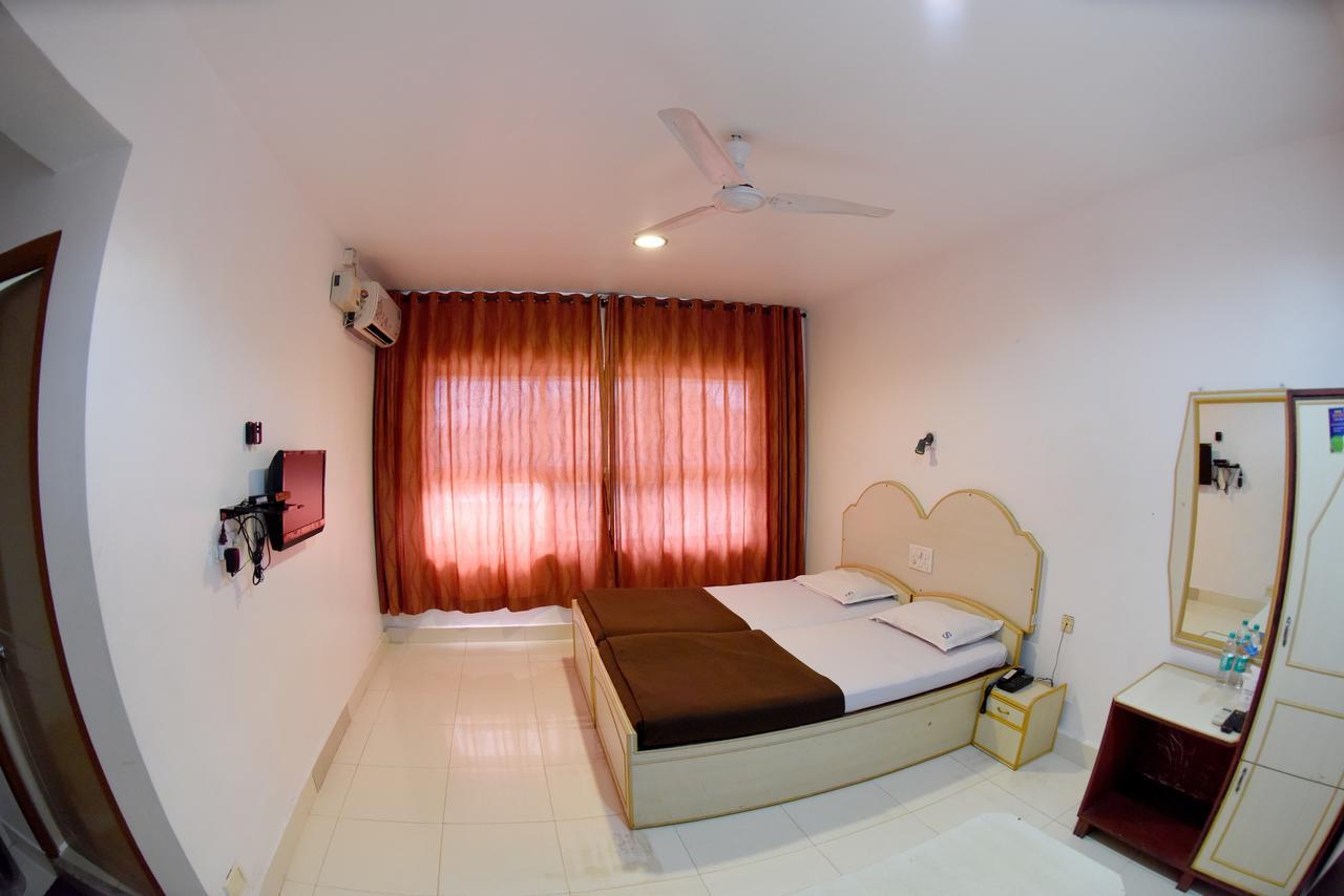 Hotel Sharada International Udupi Exteriér fotografie