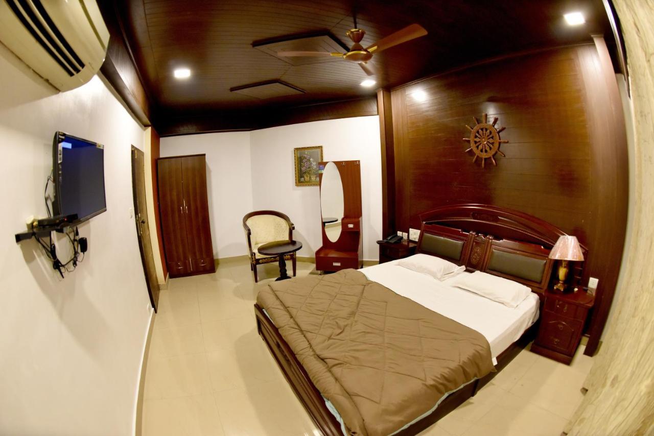Hotel Sharada International Udupi Exteriér fotografie